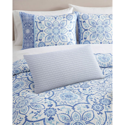 Southern Tide Chunky Herringbone Breakfast Navy Decorative Pillow