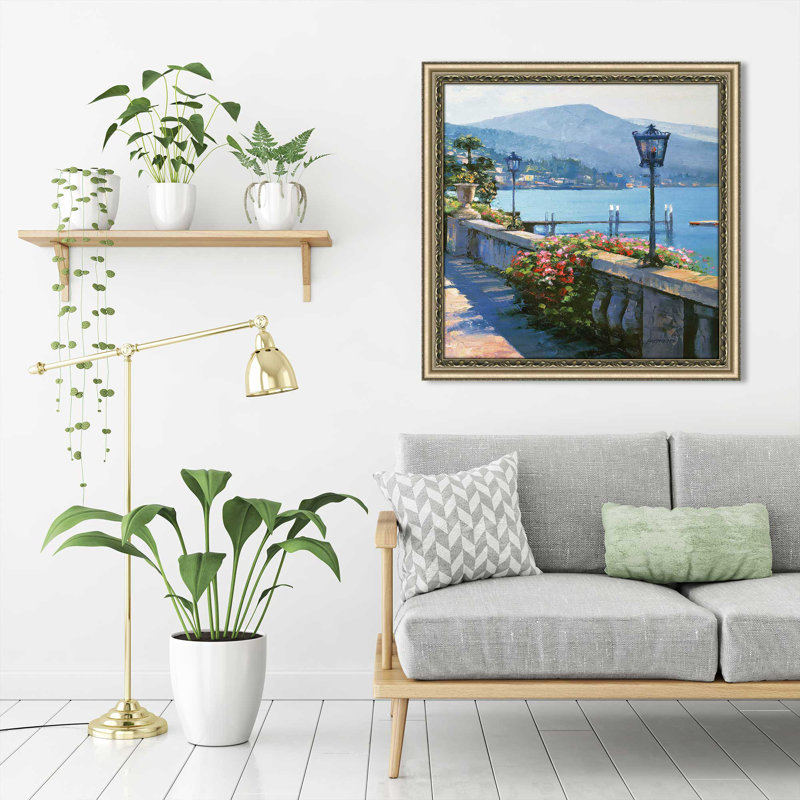 «Bellagio Promenade II» par Howard Behrens - Peinture, Encadrement champagne, H 31,5 po x l 31,5 po x P 1 po