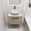 Meuble-lavabo de 24 po avec lavabo en céramique. Porte murale en chêne blanc à fermeture en douceur et rangement suffisant. Meuble-lavabo moderne. Lavabo pour une salle de bain silencieuse.