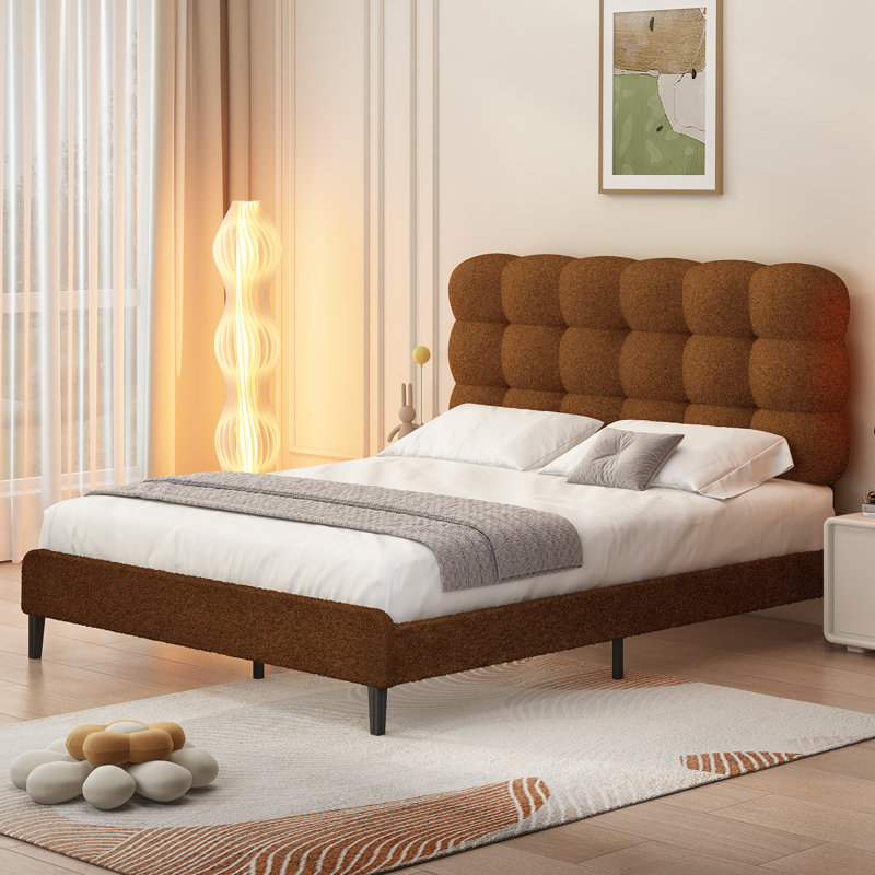 Tête de lit tapissier Aadi, lit plateforme avec support en lattes de bois robuste, conception à deux formes de lit, Brun