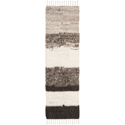 Bakerhill Hand Knotted Wool/Cotton Abstract Rug in Beige/Gray