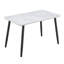 Table de salle à manger rectangulaire moderne et minimaliste, pouvant accueillir de 4 à 6 personnes. Comptoir en verre trempé + panneau de fibres à densité moyenne inférieur, texture imitation marbre, pieds fuselés en métal noir. Convient aux restaurants minimalistes.-1437520070