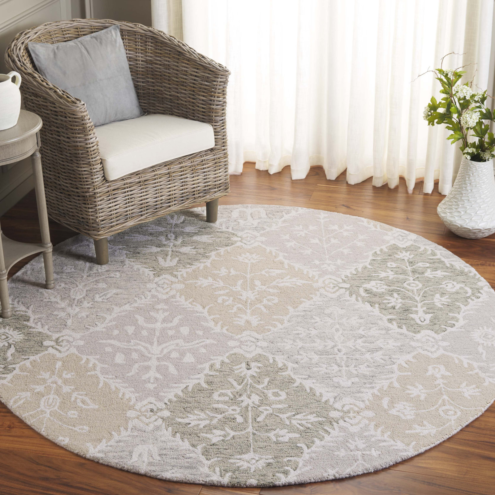 Garvin Hand-Tufted Wool Floral Rug, Round 6'