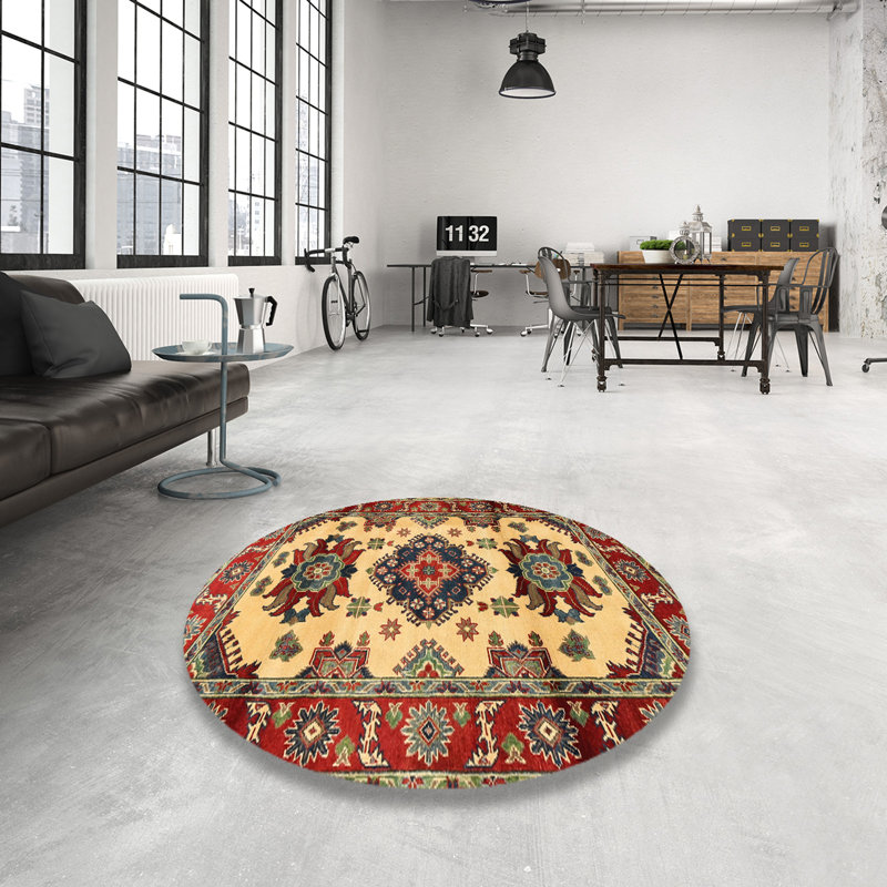 Oriental Indoor Rug, Round 3'