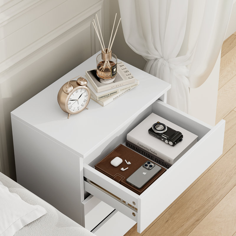 Arieyonna 17.7'' W Nightstand, White