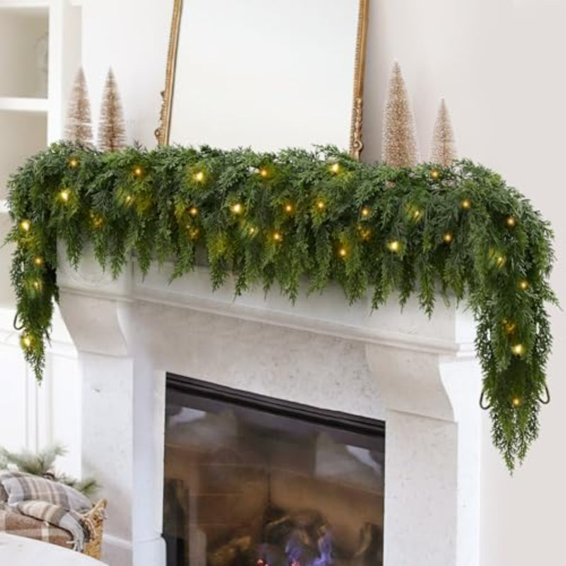 Guirlande de Noël de 4,5 m (2 pièces) avec lumières DEL, guirlande de cèdre artificiel au toucher réaliste avec 200 branches de cèdre, 8 modes d'éclairage pour foyer, chemin de table, escalier, décoration hivernale des fêtes