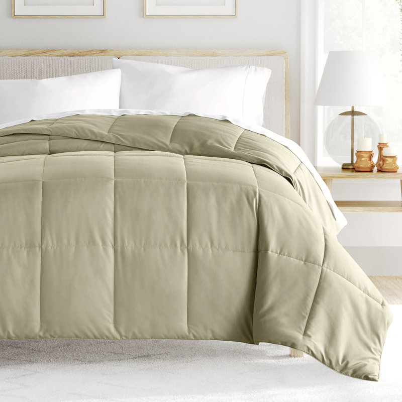 Sage Full Reversible Down Alternative Microfiber Comforter Set