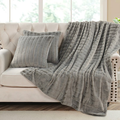 Luxury Rabbit Faux Fur Throw Blanket