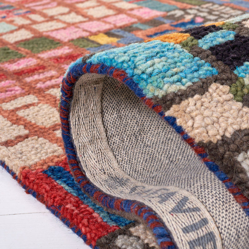 Sirak Hand Tufted Wool Rug, Rectangle 5' x 8'