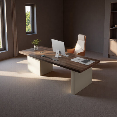Bureau de qualité supérieure en noyer