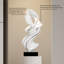 Sculpture moderne moderne en fibre de verre-640565048