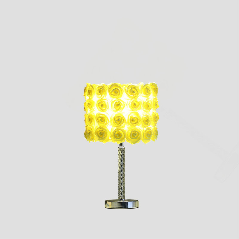 Mickus 18.25" Table Lamp, Silver, Yellow