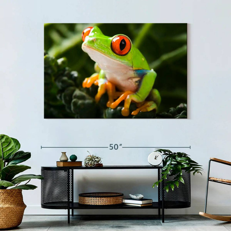 Brampt Tree Frog, 32" H x 48" W