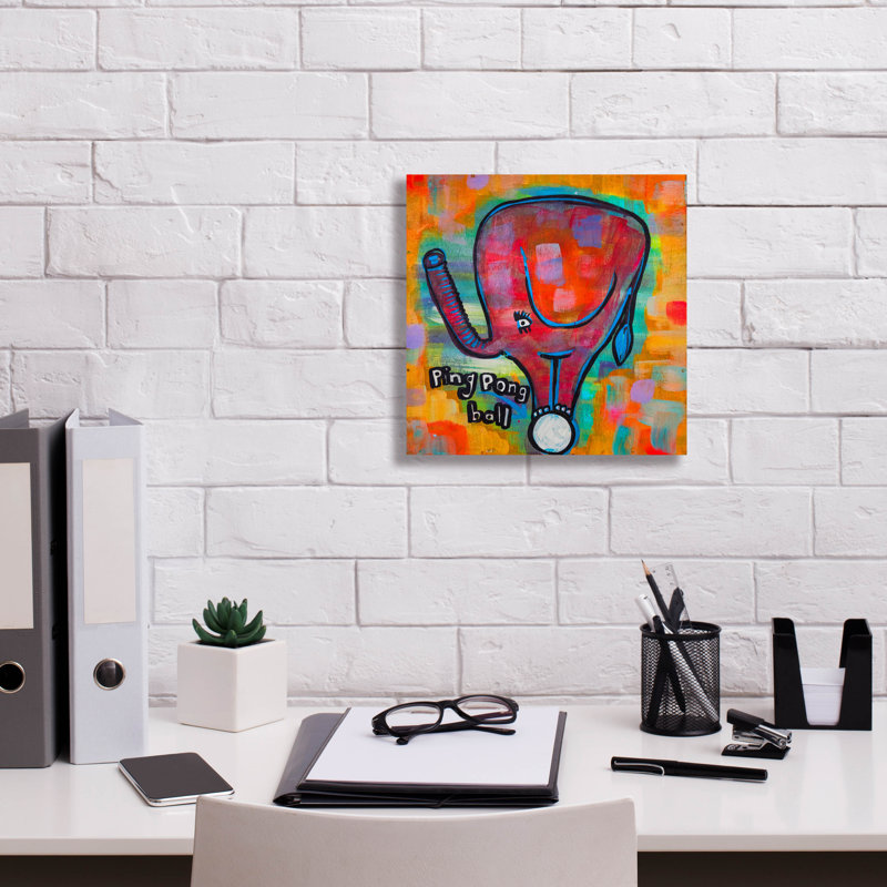 «4331 Elephant Ping Pong Ball» par Zwart, H 12 po x l 12 po x P 0,75 po