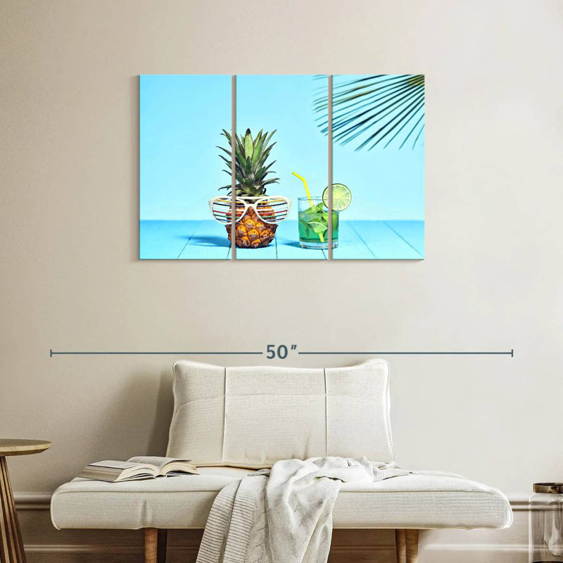 Yarlin Cool Summer Pineapple, 24" H x 38" W