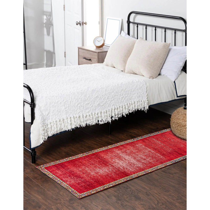 Tapis rouge Antalya 3 pi 1 po x 12 pi 0 po