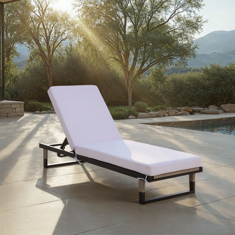 Arman Lounger with Cushion, White
