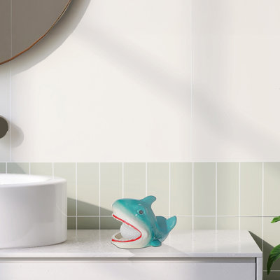 Porte-éponge avec requin éponge blanc