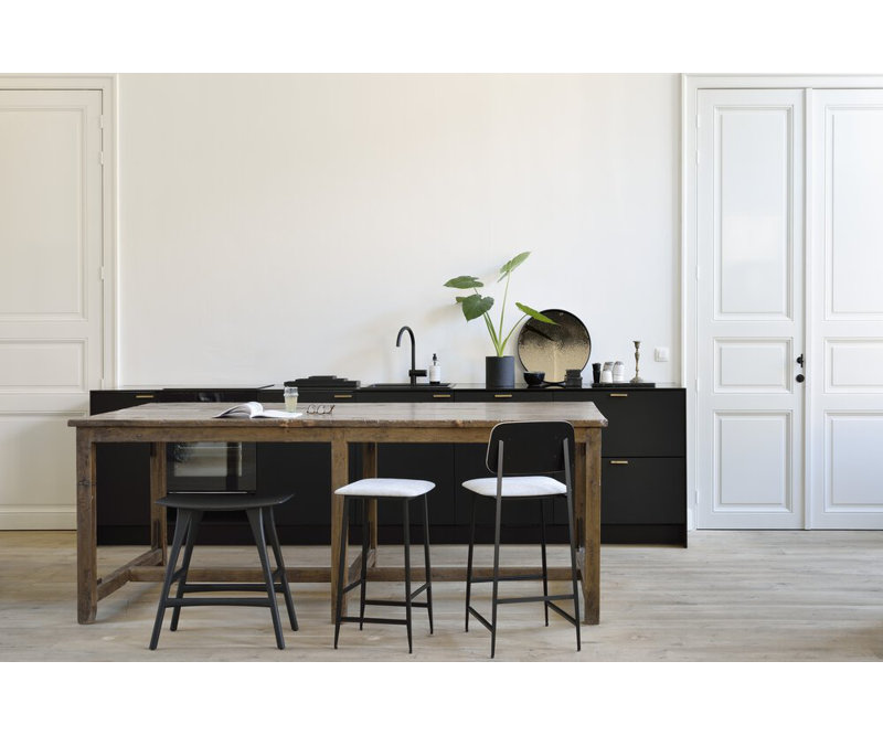 Osso Solid Wood Stool, Black