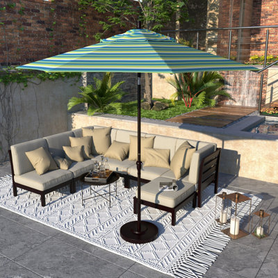 Parasol de marché en aluminium 9 pi avec manivelle et inclinaison automatique Sunbrella Aaysha