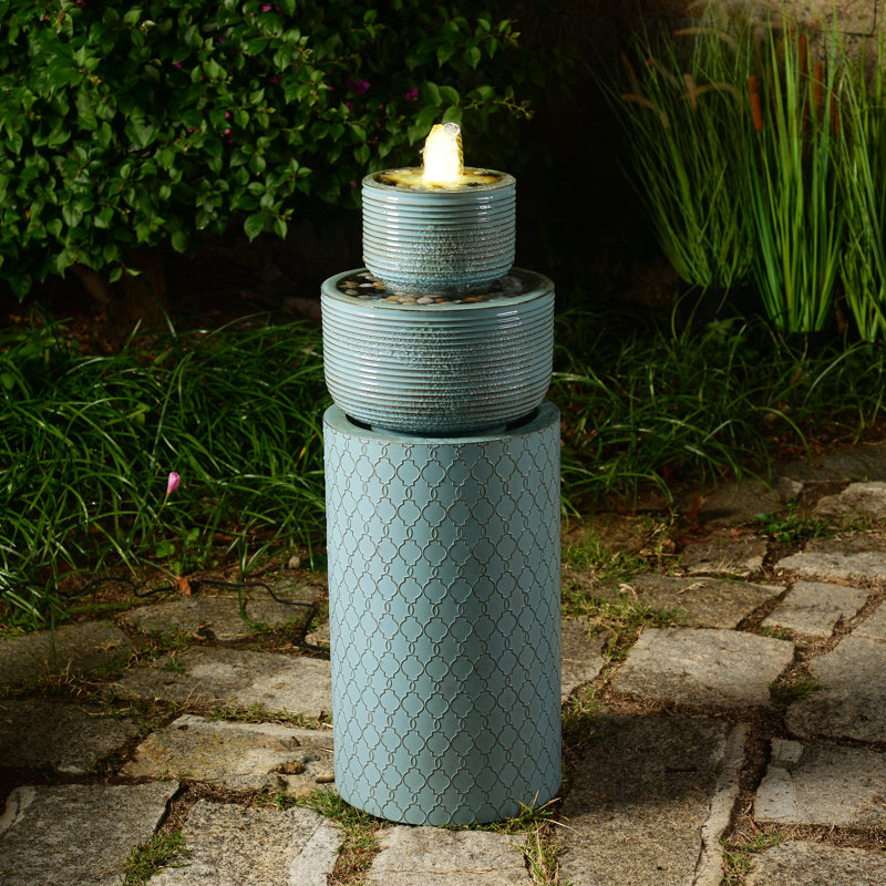 Yoan Metal Weather Resistant Fountain with Light