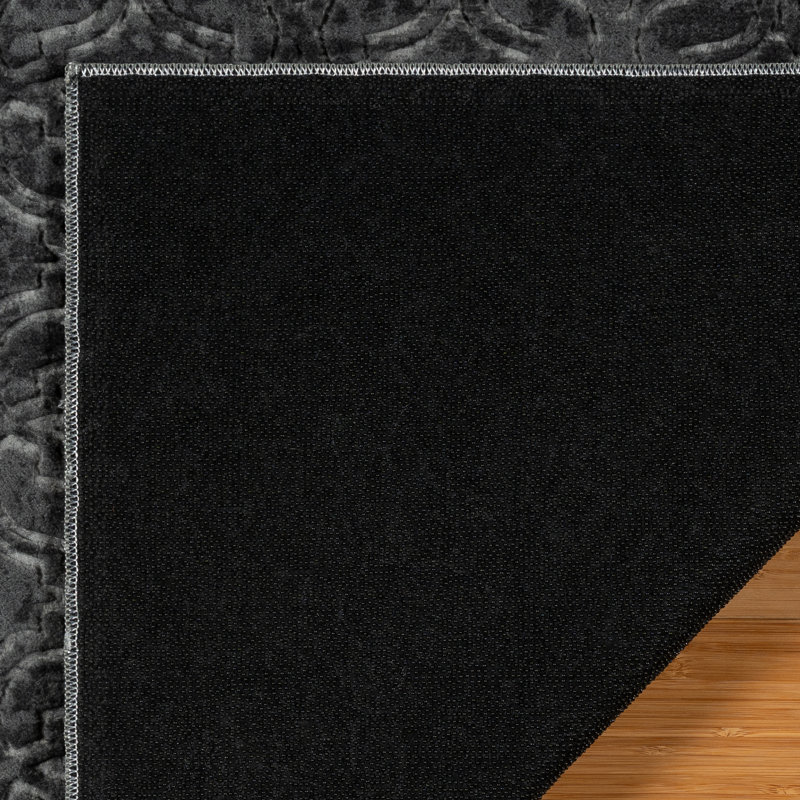Tapis intérieur / extérieur en polyester gris anthracite Aubepine Thandi, Rectangle 4 pi 4 po x 5 pi 10 po