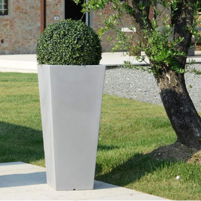 HYDRUS Square Pot Height