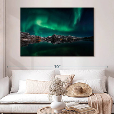 Alvord Lofoten Aurora Reflection