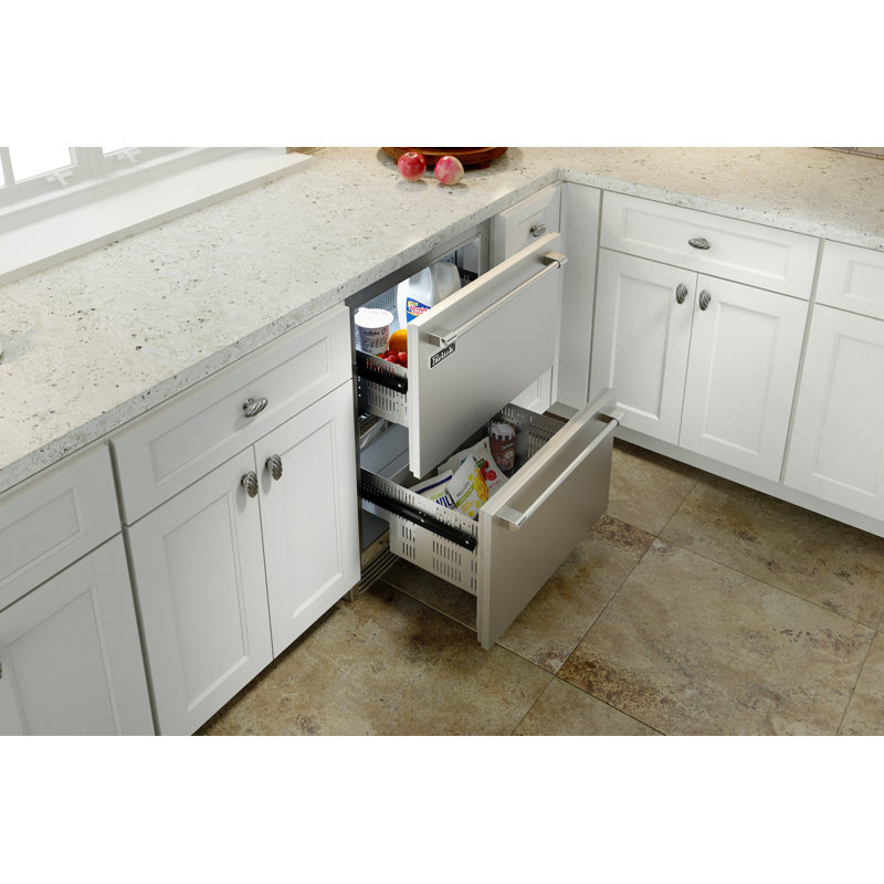 Perlick 24'' W Built-In Mini Fridge, Black/Silver