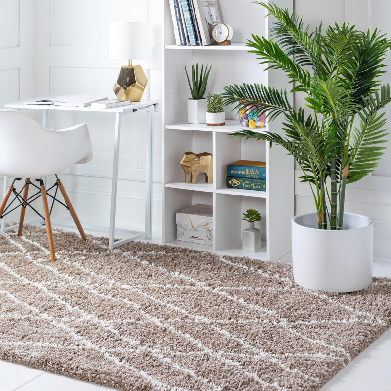 Tapis géométrique en polypropylène tissé à la machine brun / ivoire, Rectangle 9 pi x 12 pi