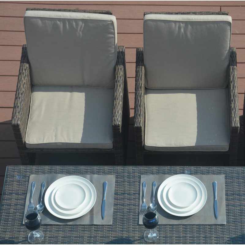 Chaise de patio rembourrée avec repose-pieds, Brun