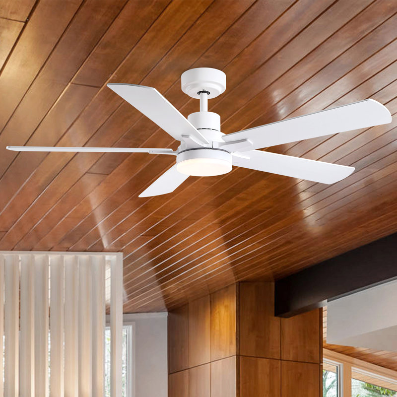 Ventilateur de plafond 52 po avec lumière Lowe, Blanc