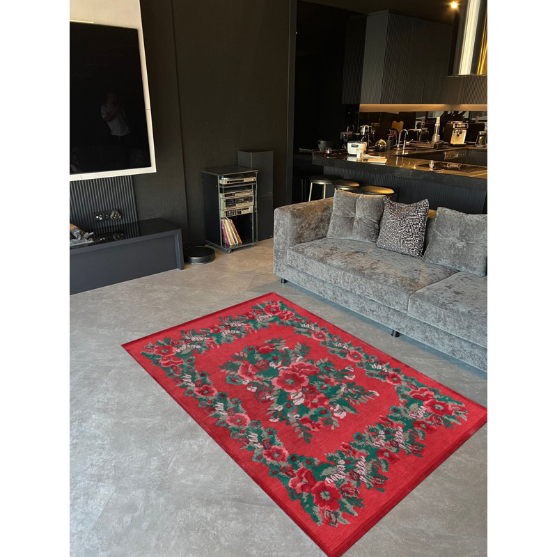 Tapis tissé à motif floral coquelicot Karabagh, Rectangle 4 pi 11,06 po x 7 pi 6,55 po