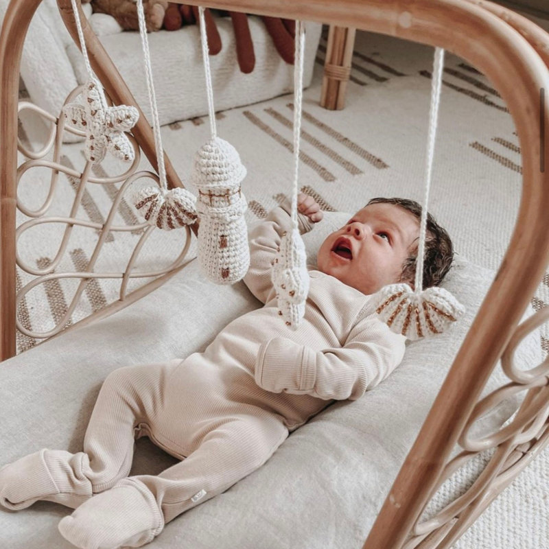 Baby Gym avec jouets suspendus