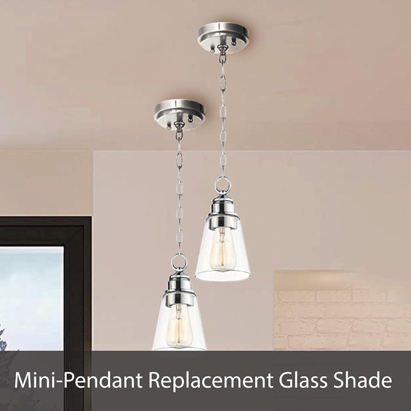 # 23656-60-1, abat-jour en verre transparent pour luminaire: H 5-1 / 2 po x H 6 3/4 po, trou central: 42 mm.