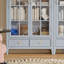 Vitrine moderne, simple et légère de luxe-113657876