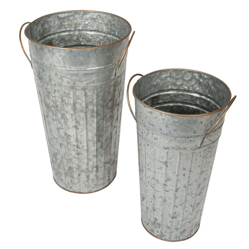 Ryalson Metal Table Vase