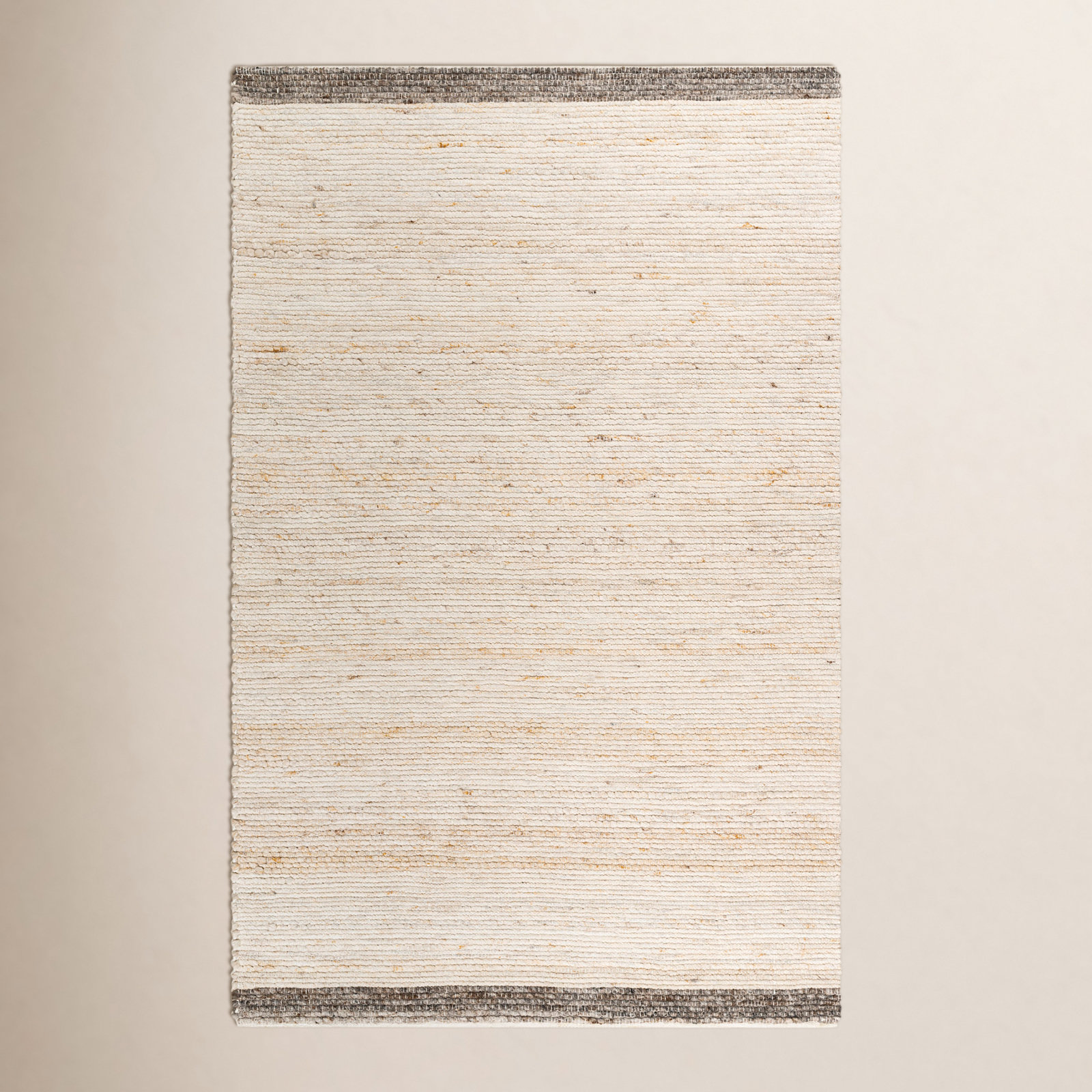 Mecit Handmade Recycled P.E.T Cream/Gray Indoor/Outdoor Rug, Rectangle 5' x 7'6"