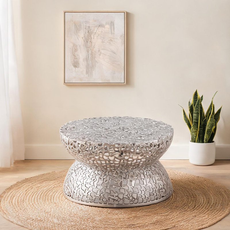 Table basse carrée de 32 pouces de style sculptural ouvert moderne en aluminium argenté classique