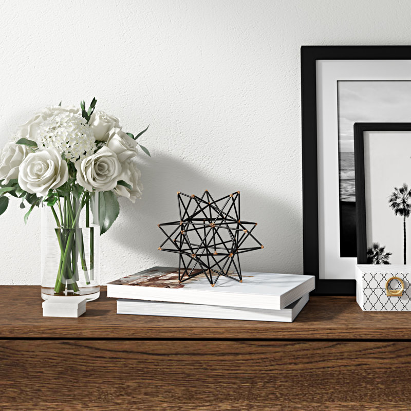 Wire Star Black/Gold Iron Sculpture