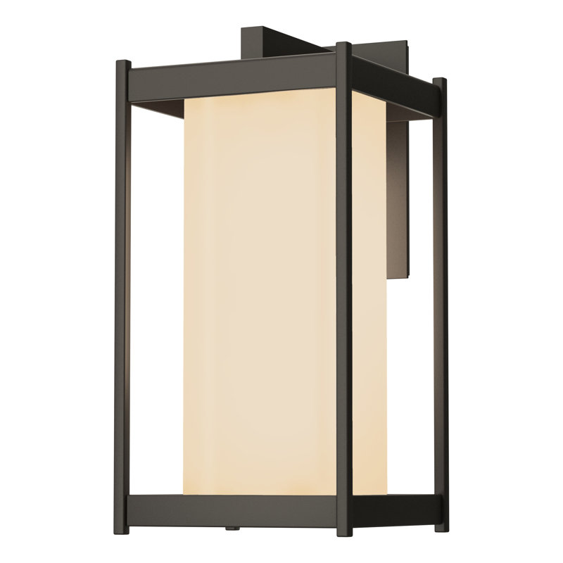 Lanterne murale d'extérieur Cela, Fumée noire côtière, H 16,3 po x l 8 po x P 8,9 po, Verre opale