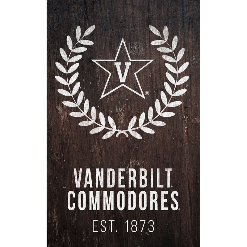 Wall Decor, Vanderbilt