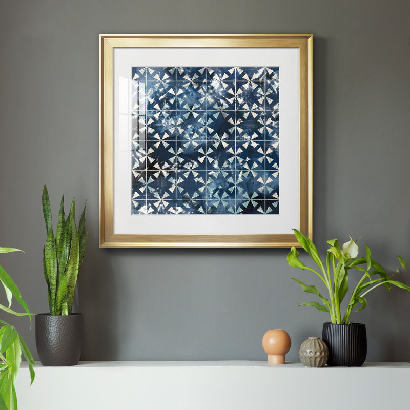 «Tile-Dye III», reproduction encadrée de qualité supérieure - prête à être accrochée, H 30,5 po x l 30,5 po x P 1,5 po, Blanc