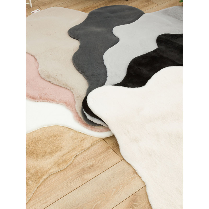Rashene Animal Print Machine Made Indoor / Outdoor Area Rug, Rectangle 120 x 180cm