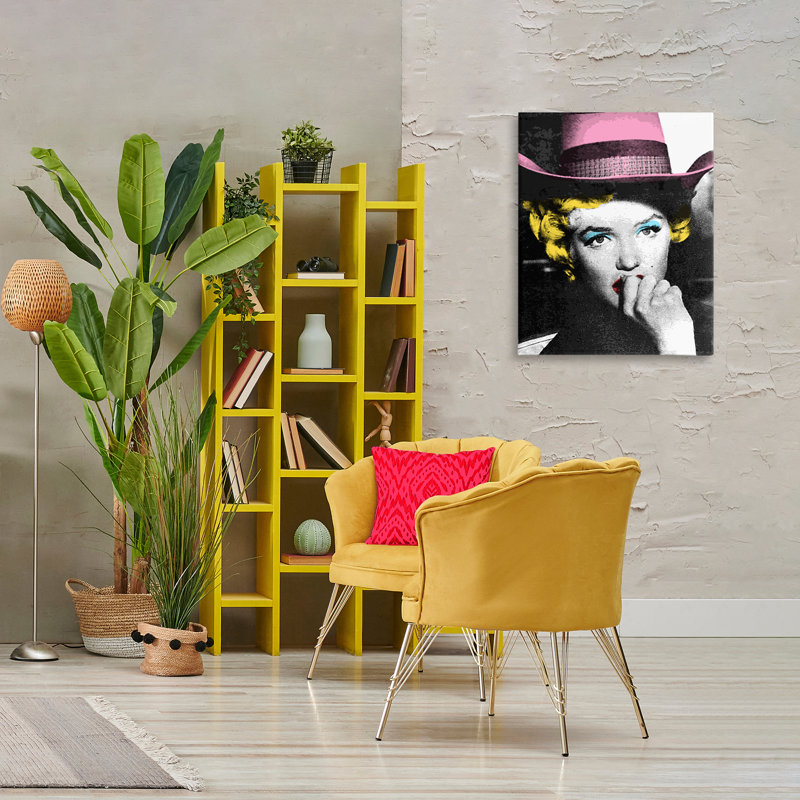 Art mural rétro sur toile, "Pop culture icon" par Daphne Polselli, H 30 po x l 24 po
