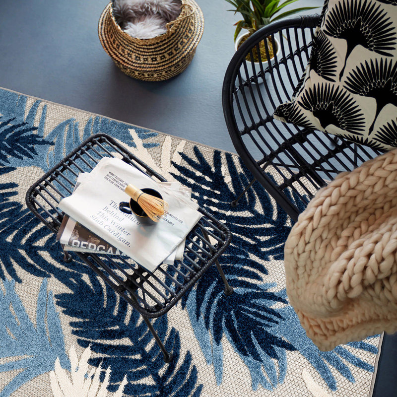 Hernandez Floral Navy/Ivory/Blue Indoor & Outdoor Area Rug, Oval 5' x 7'