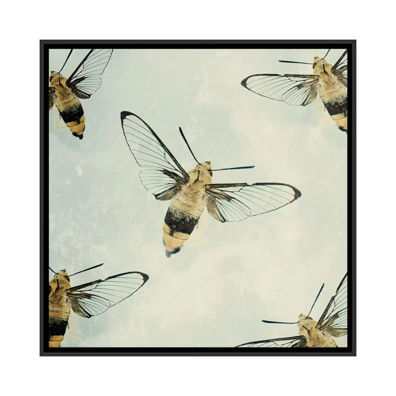 « the beyhive », impression sur toile tendue, Toile avec cadre noir, Pas de tapis, H 18 po x l 18 po x P 1,5 po