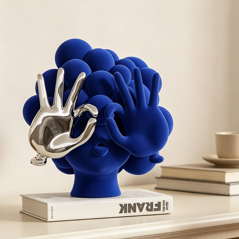 Objet décoratif en résine bleu argenté de forme libre, Blue