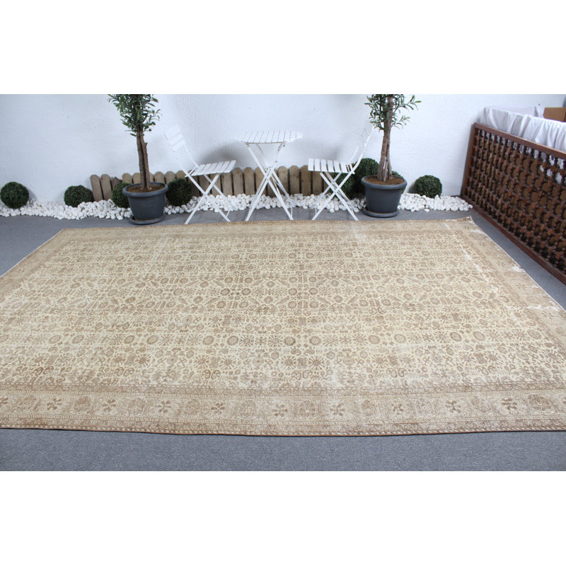 Grand tapis turc beige Oushak rétro idéal pour décorer un salon spacieux