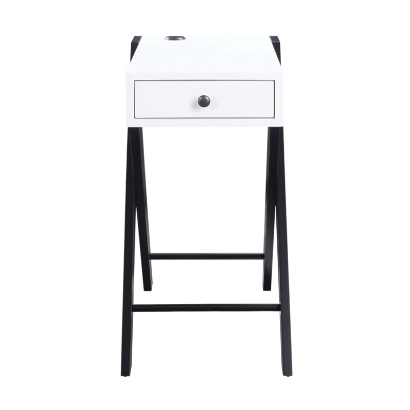Élégante table d'appoint à chargement USB avec tiroir de rangement, parfaite pour les espaces de vie modernes et fonctionnels.